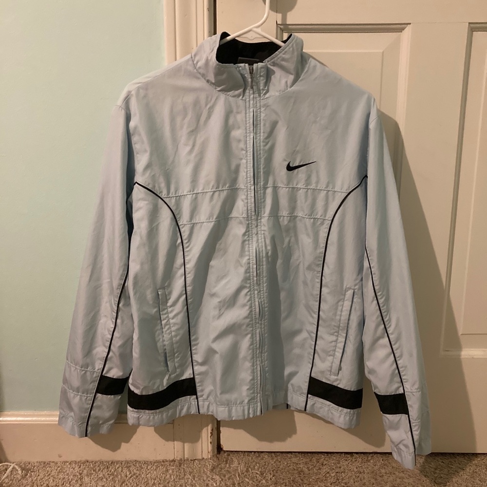 VINTAGE NIKE WINDBREAKER